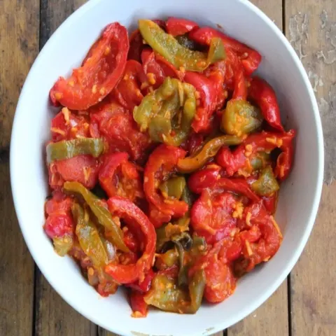 Flafla (Köz Biber Salatası)